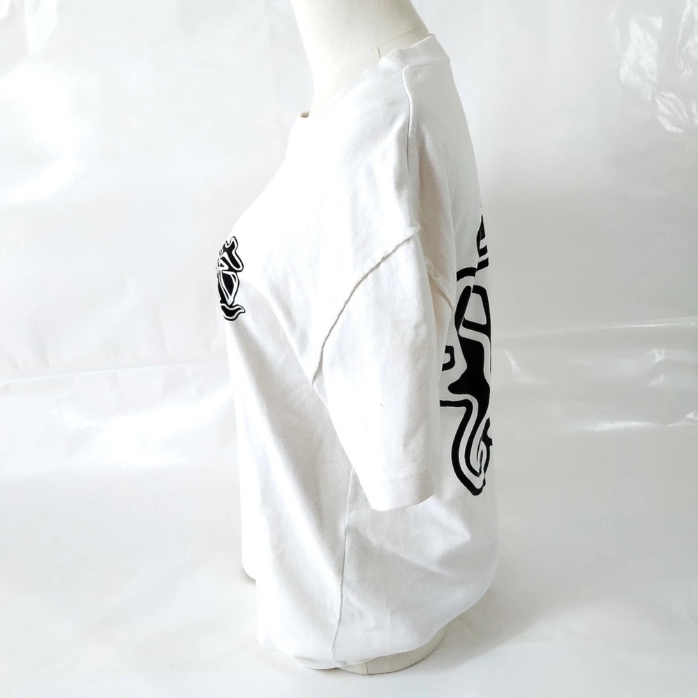 Louis Vuitton White Graphic T-Shirt - Picture 3 of 9